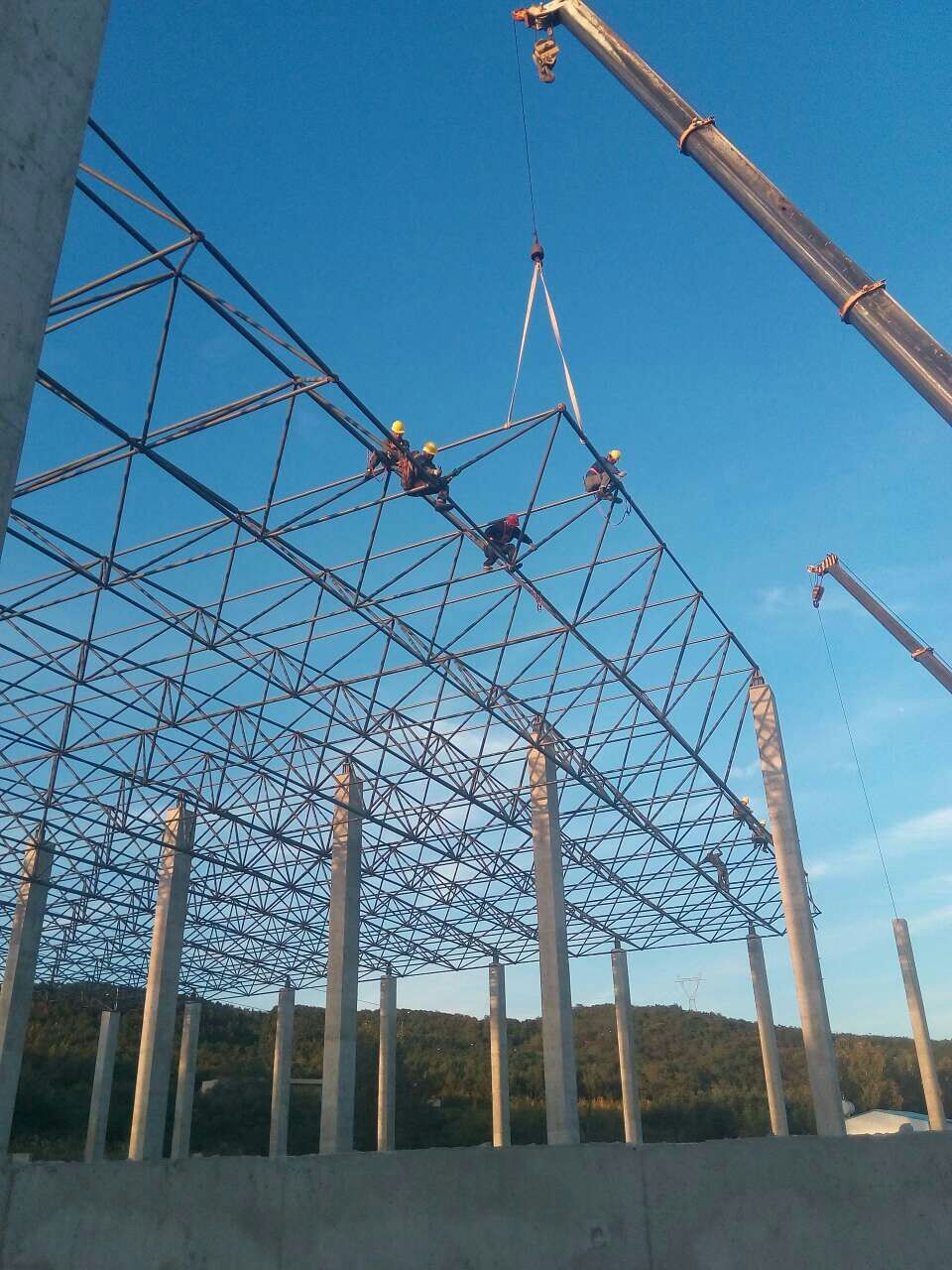 安国汪清物流园网架